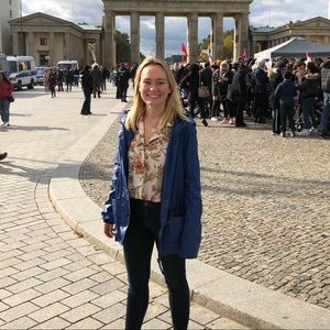 Meet your Posher, Madeleine